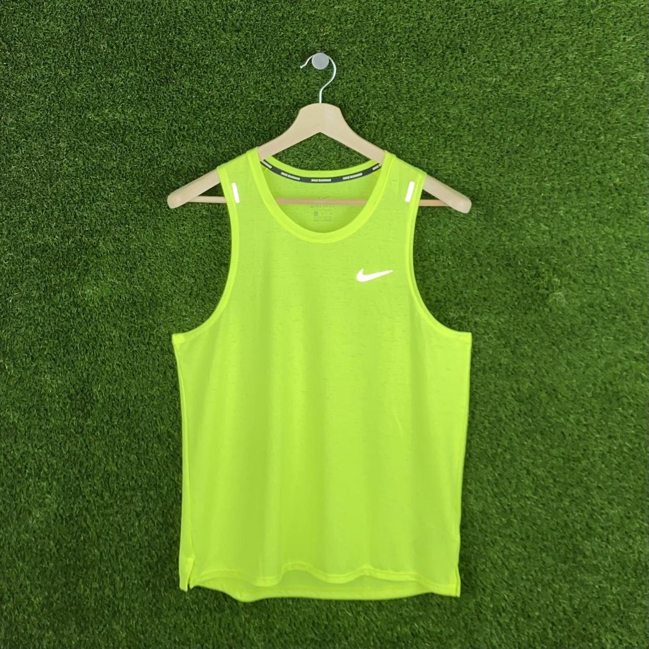 Nike neon vest online