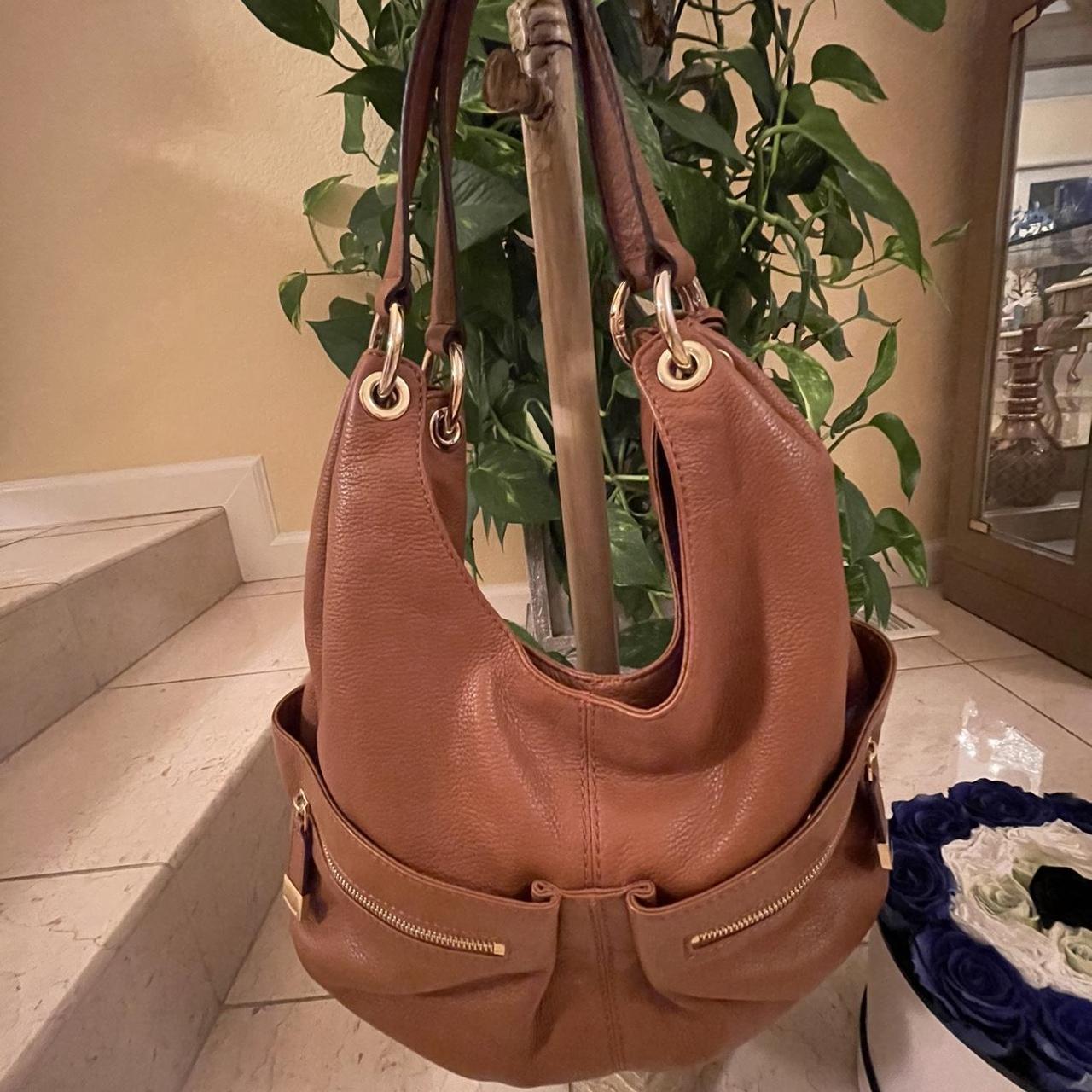 Khaki michael best sale kors bag