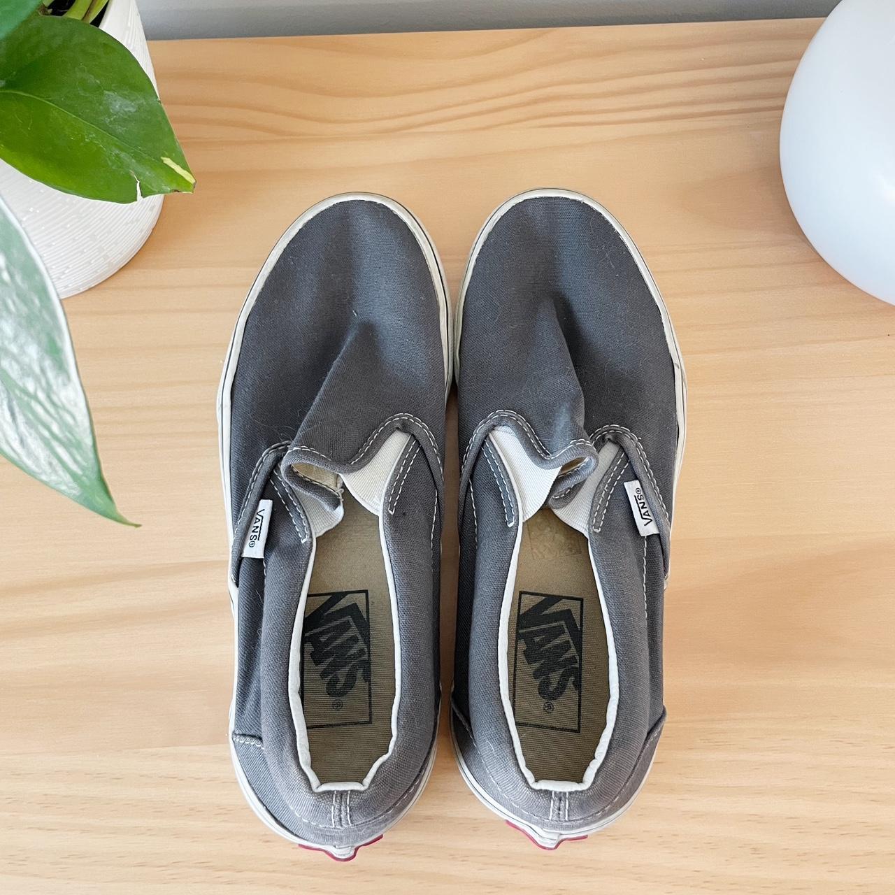 Vans slip on 2025 charcoal gray