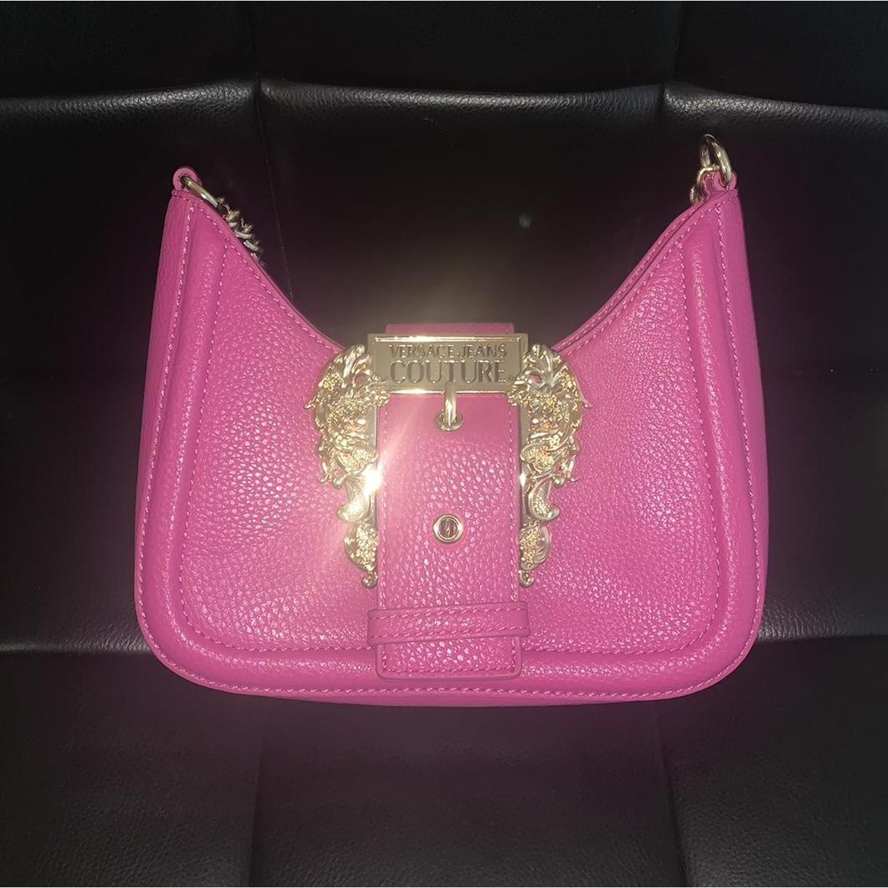 Grained fauxleather shoulder bag in pink. • Curb... Depop