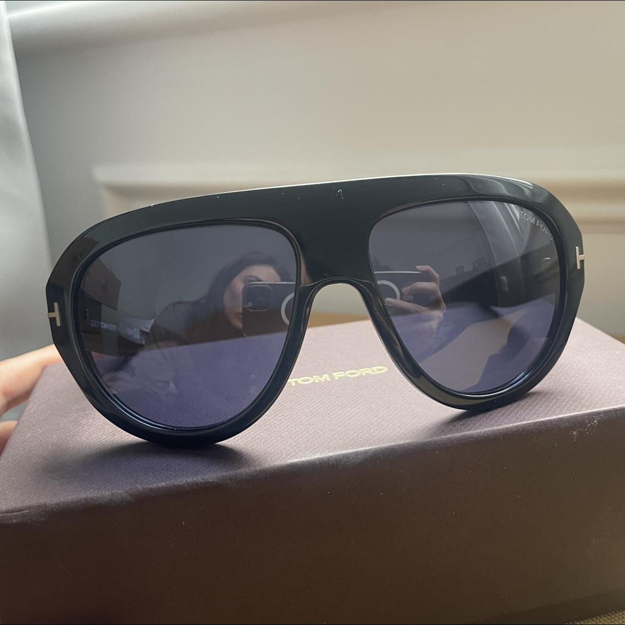 TOM FORD Women's Navy Sunglasses | Depop