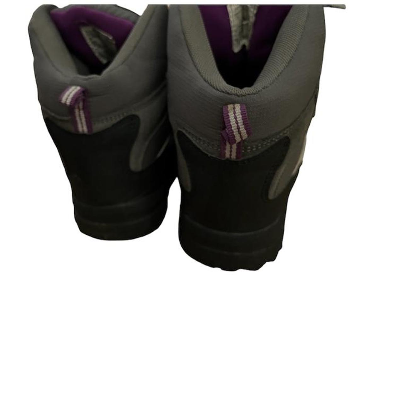 mens hiking boots size 6