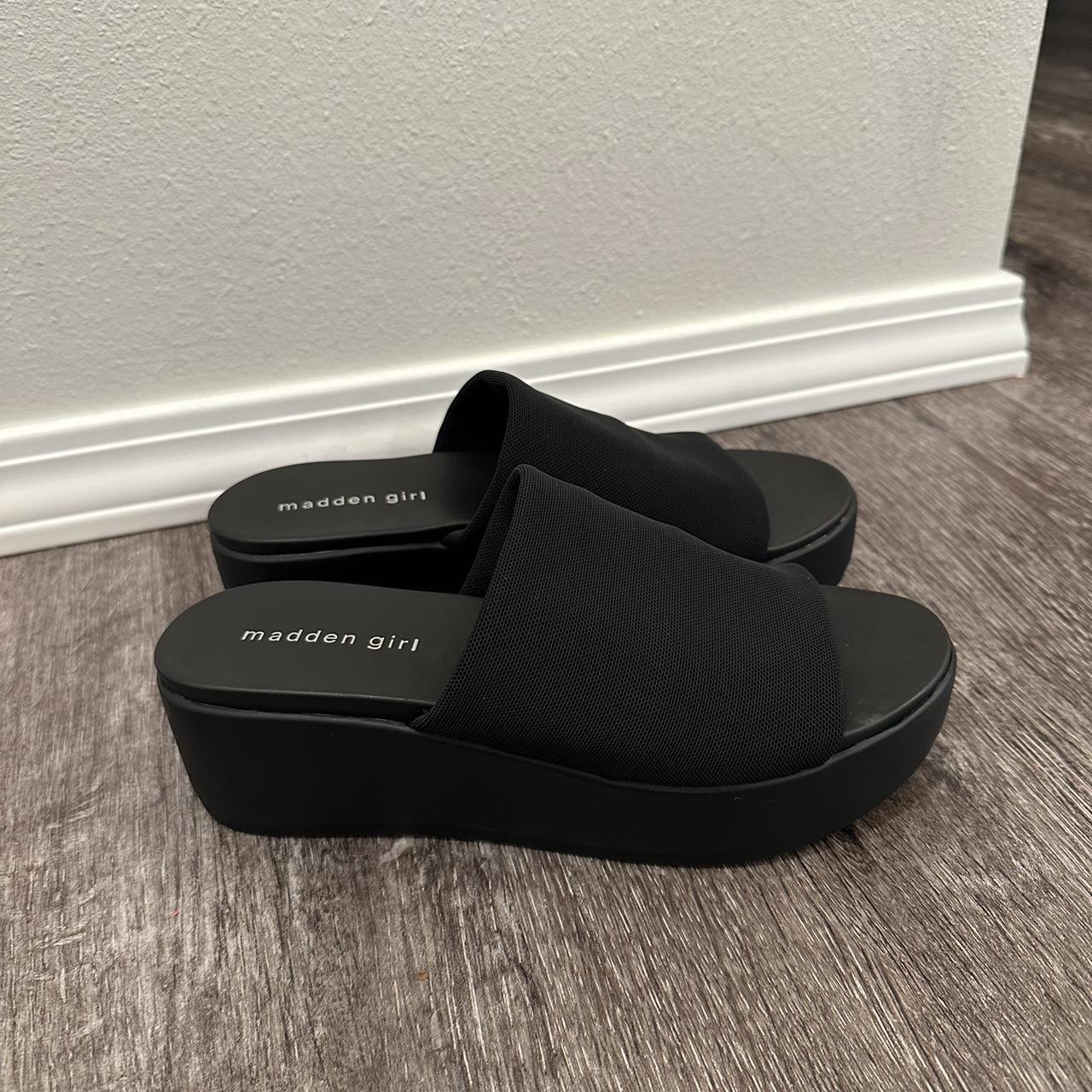 Madden Girl Shelbie Wedge Sandal size 8... Depop