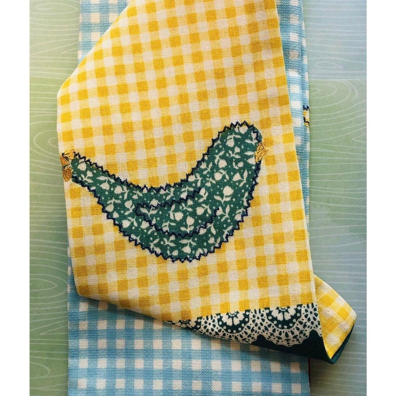 Pioneer Woman Cow Bird Kitchen Towel Set Vintage - Depop