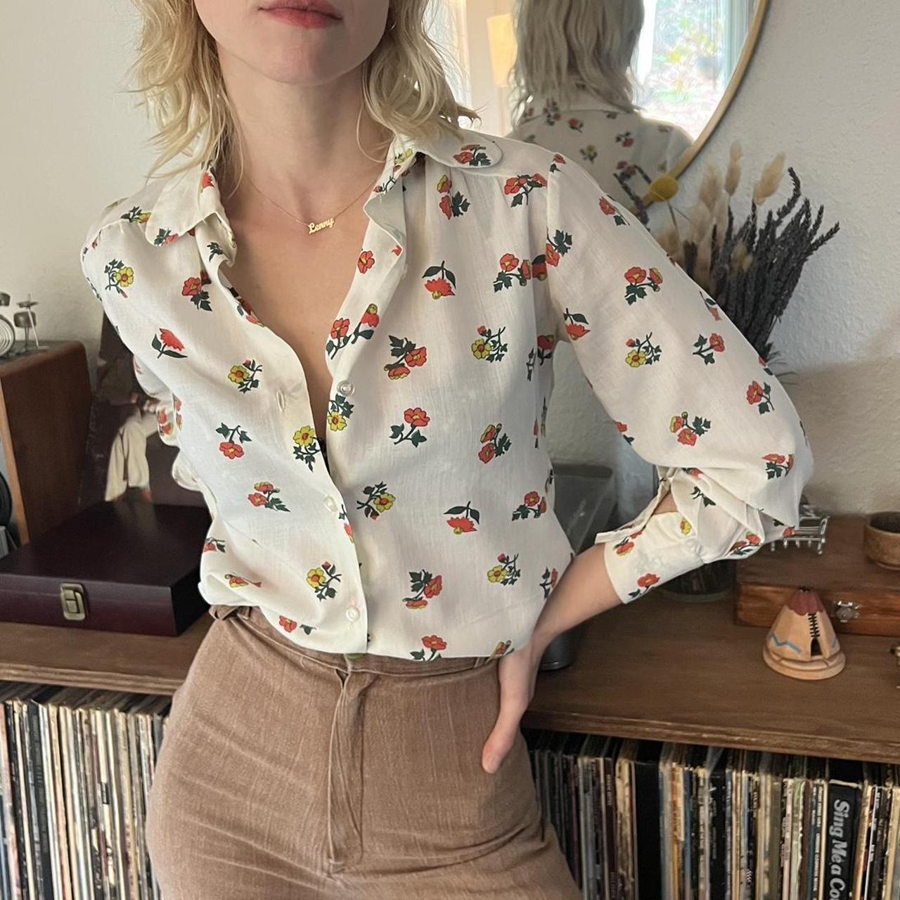 Sears Women's Cream and Orange Blouse