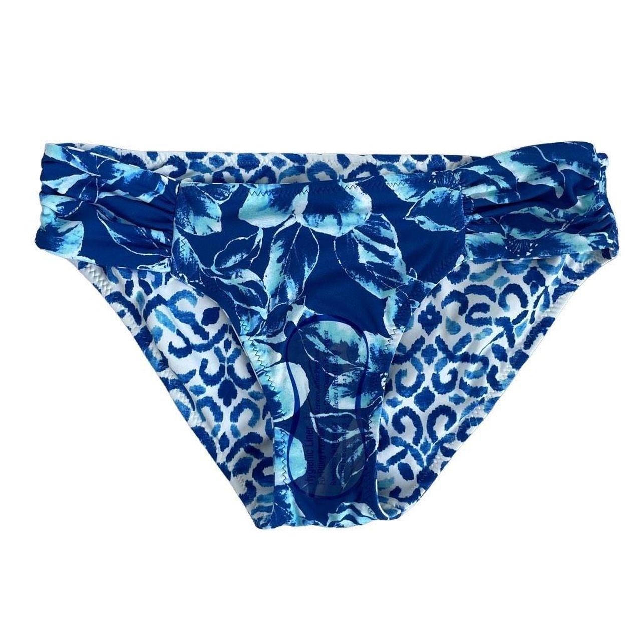 Tommy Bahama Women's Blue and White Bikiniandtankinibottoms Depop
