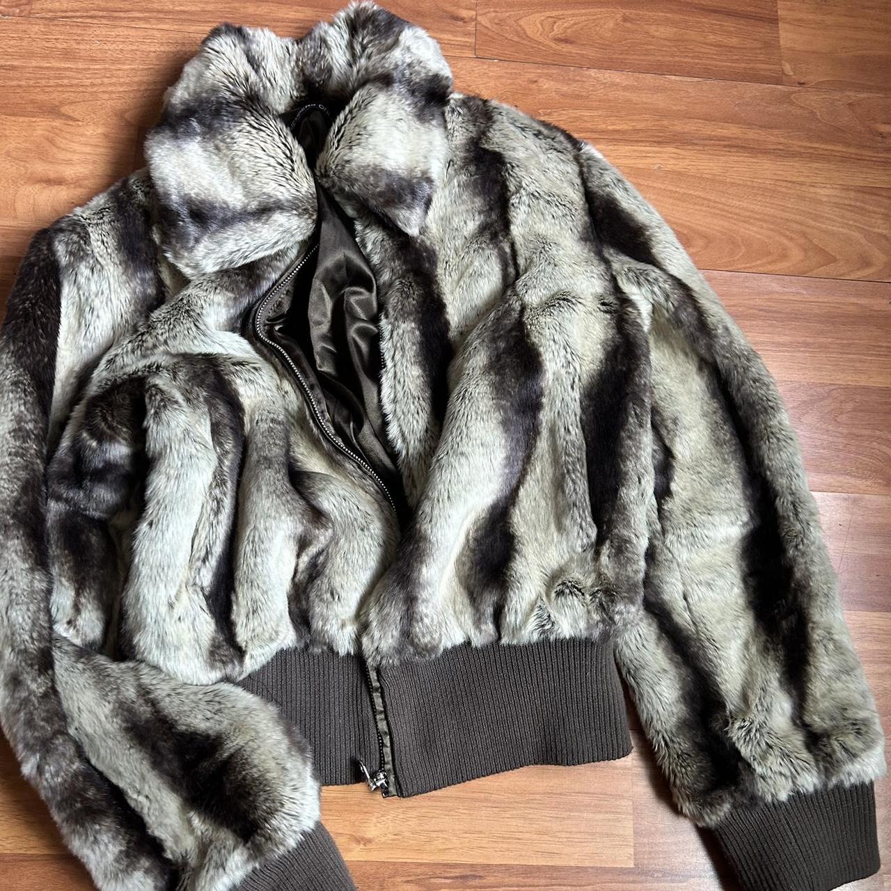 Faux fur jacket with a zipper furjacket Depop