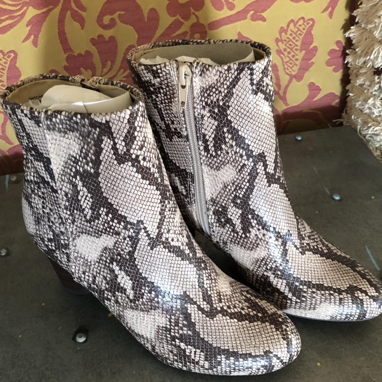 Justfab snakeskin orders booties