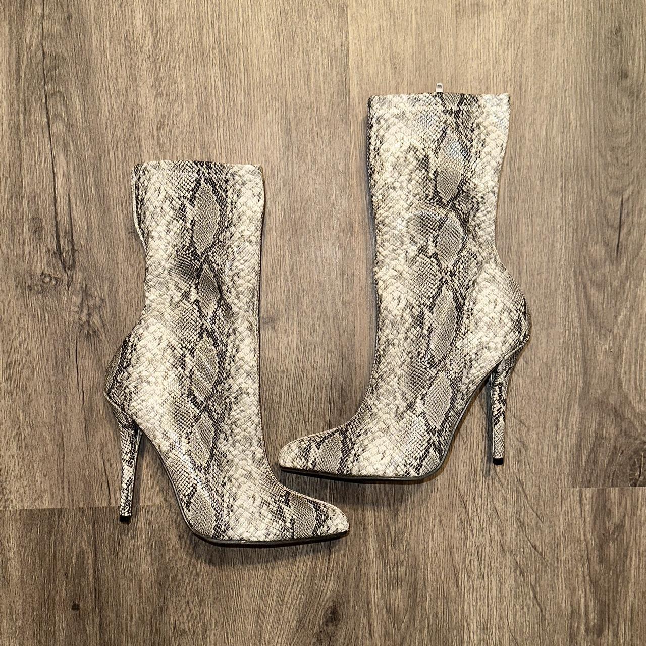 Fashion nova snake boots hotsell