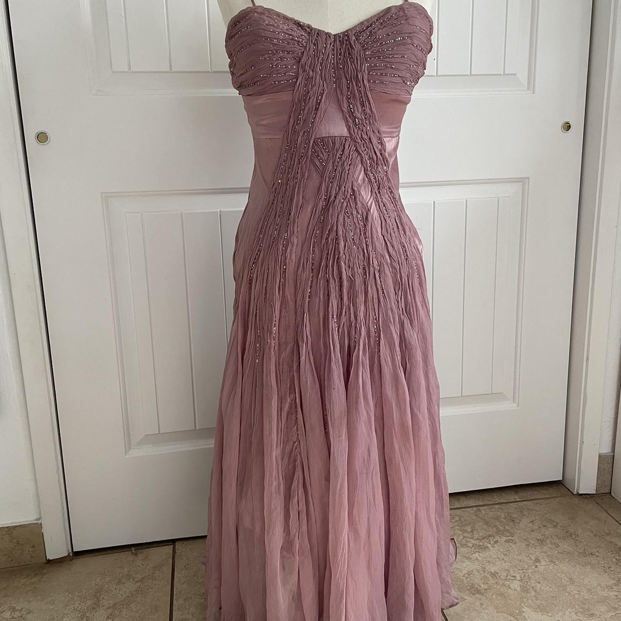 Pink vintage dress 🎀 Has a little rip close to the... - Depop