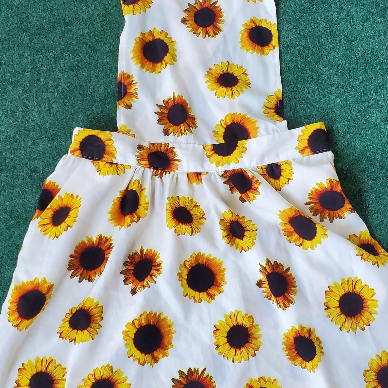 White sundress clearance with sunflowers