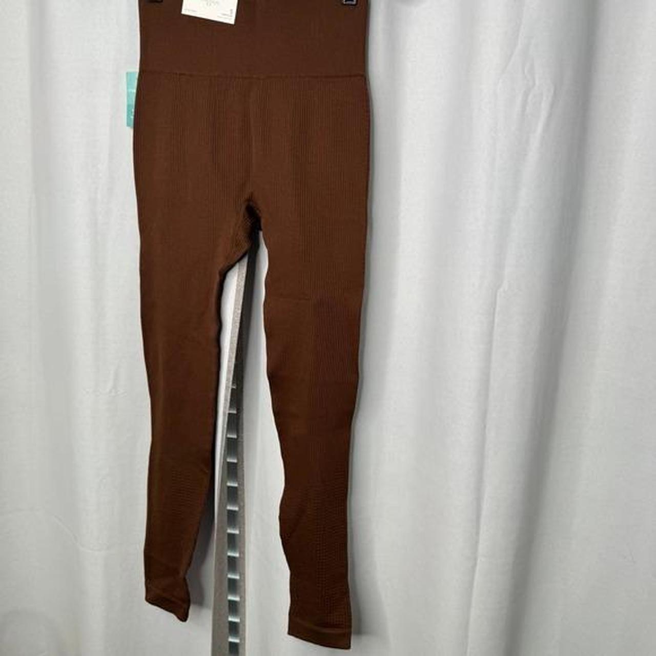 item listed by oliviavecera