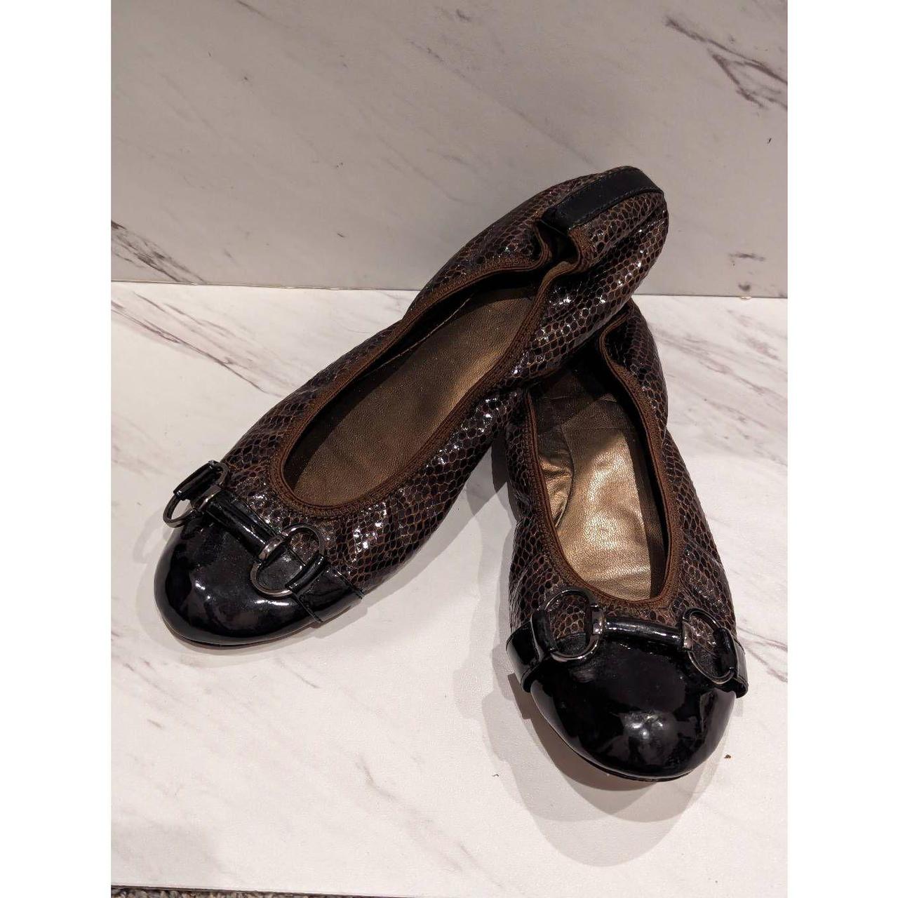 Tahari Women's Brown Snakeskin Cap Toe