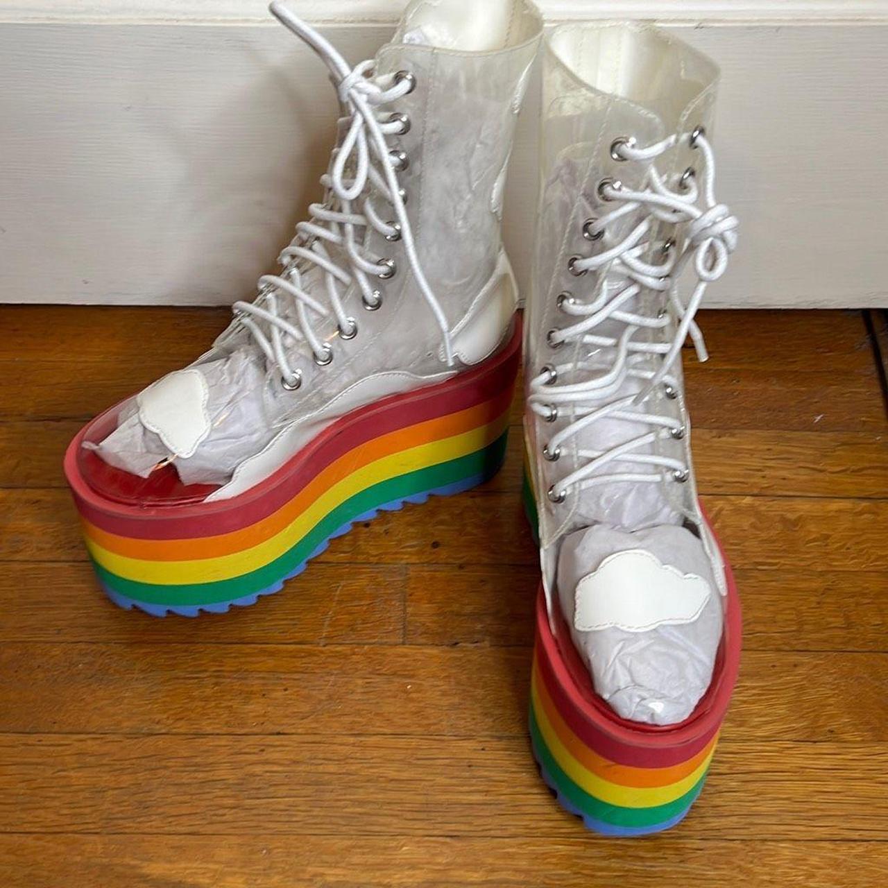 Current Mood Happy Daze Platforms So perfectly | Depop