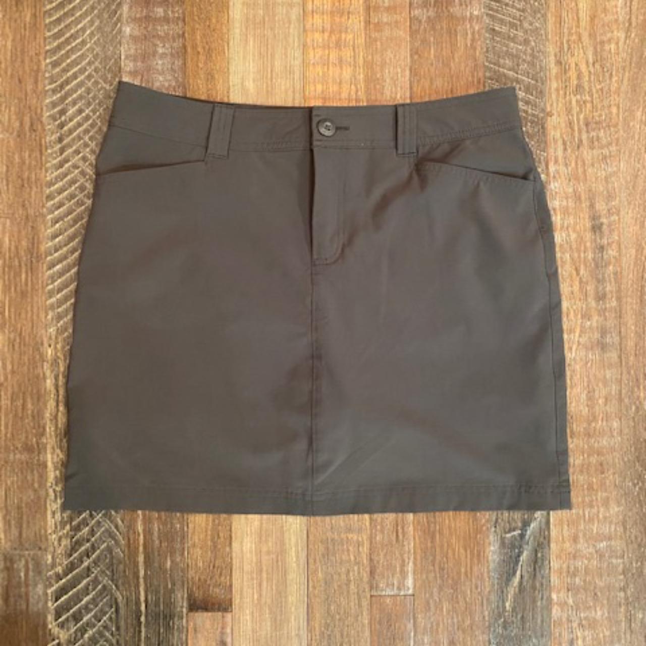 Eddie Bauer Women's Grey Skirt | Depop