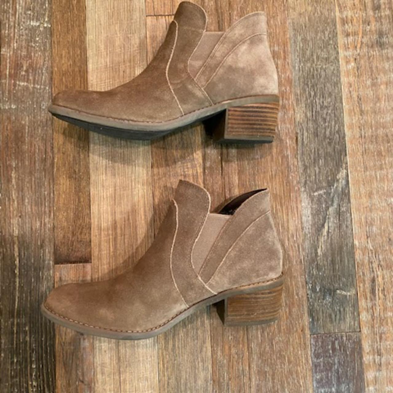 Me too outlet zasper chelsea boot