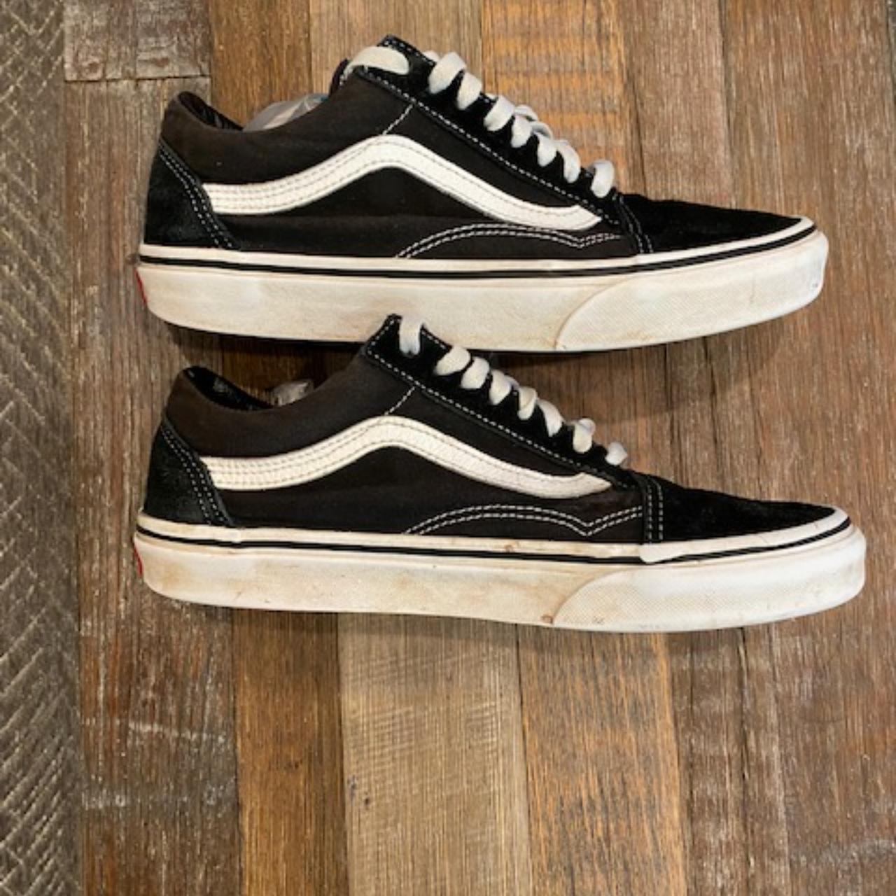 Vans Women's Black and White Trainers | Depop