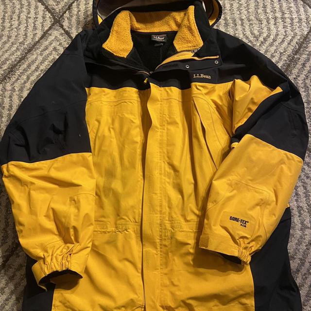 L.L. Bean Gore Tex XCR jacket with fleece zip out... - Depop