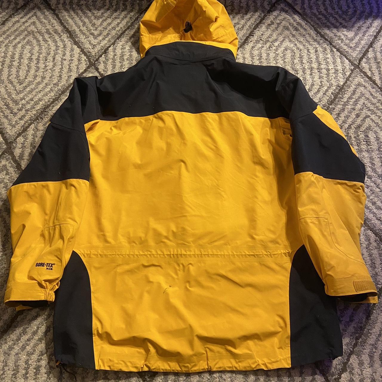 L.L. Bean Gore Tex XCR jacket with fleece zip out... - Depop