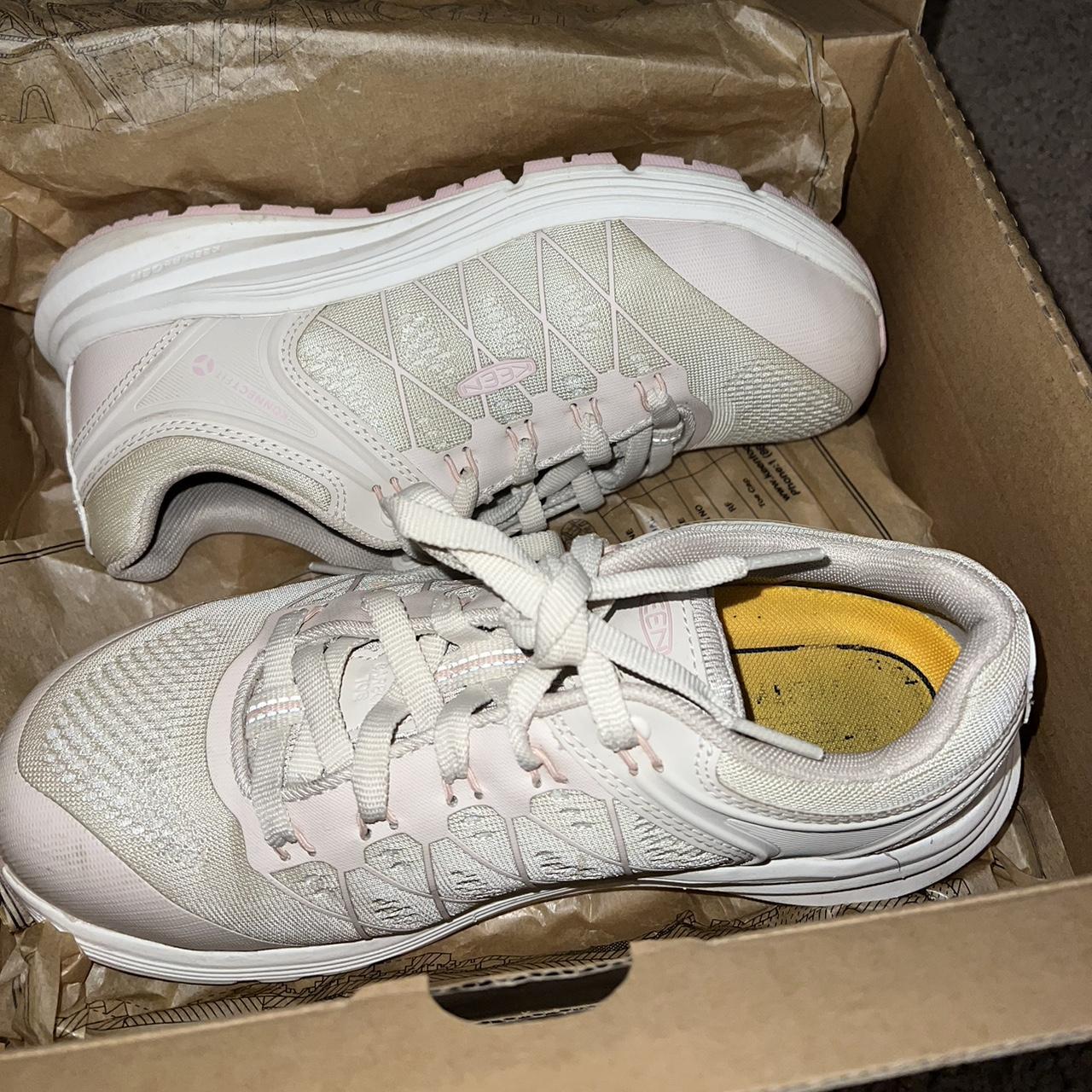 keen steel toe shoes