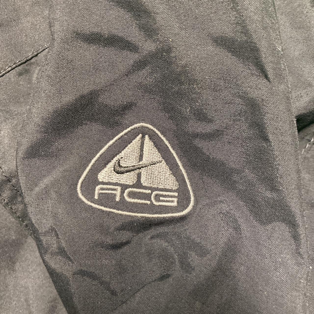 acg white jacket