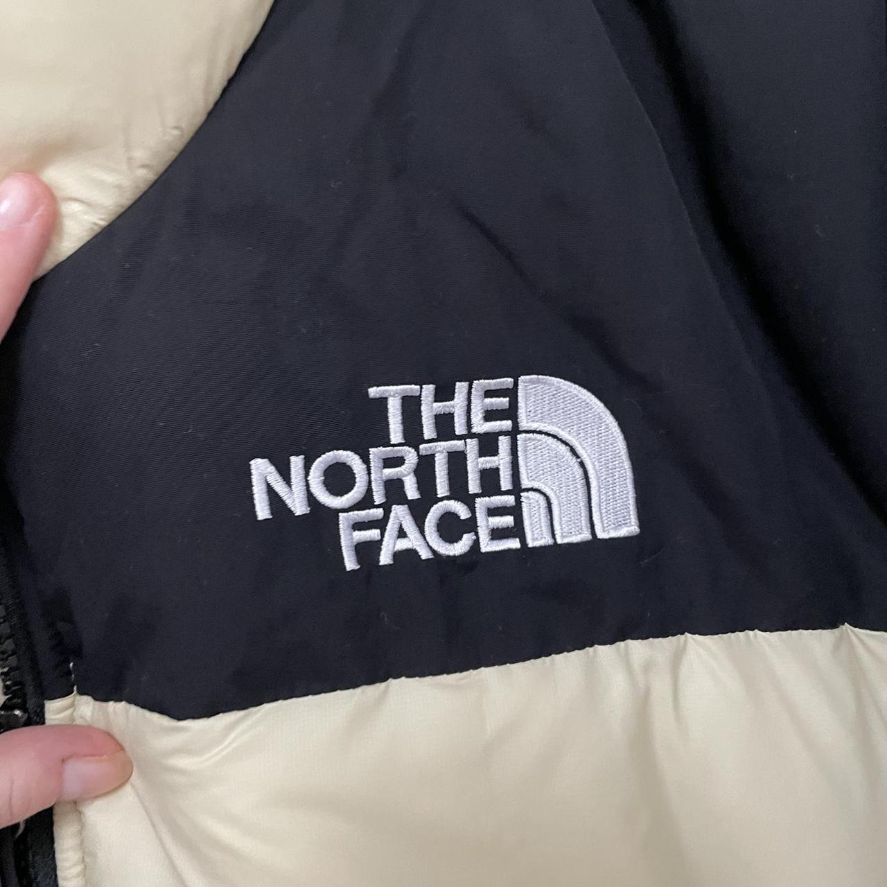 The North Face Men's White and Cream Jacket | Depop