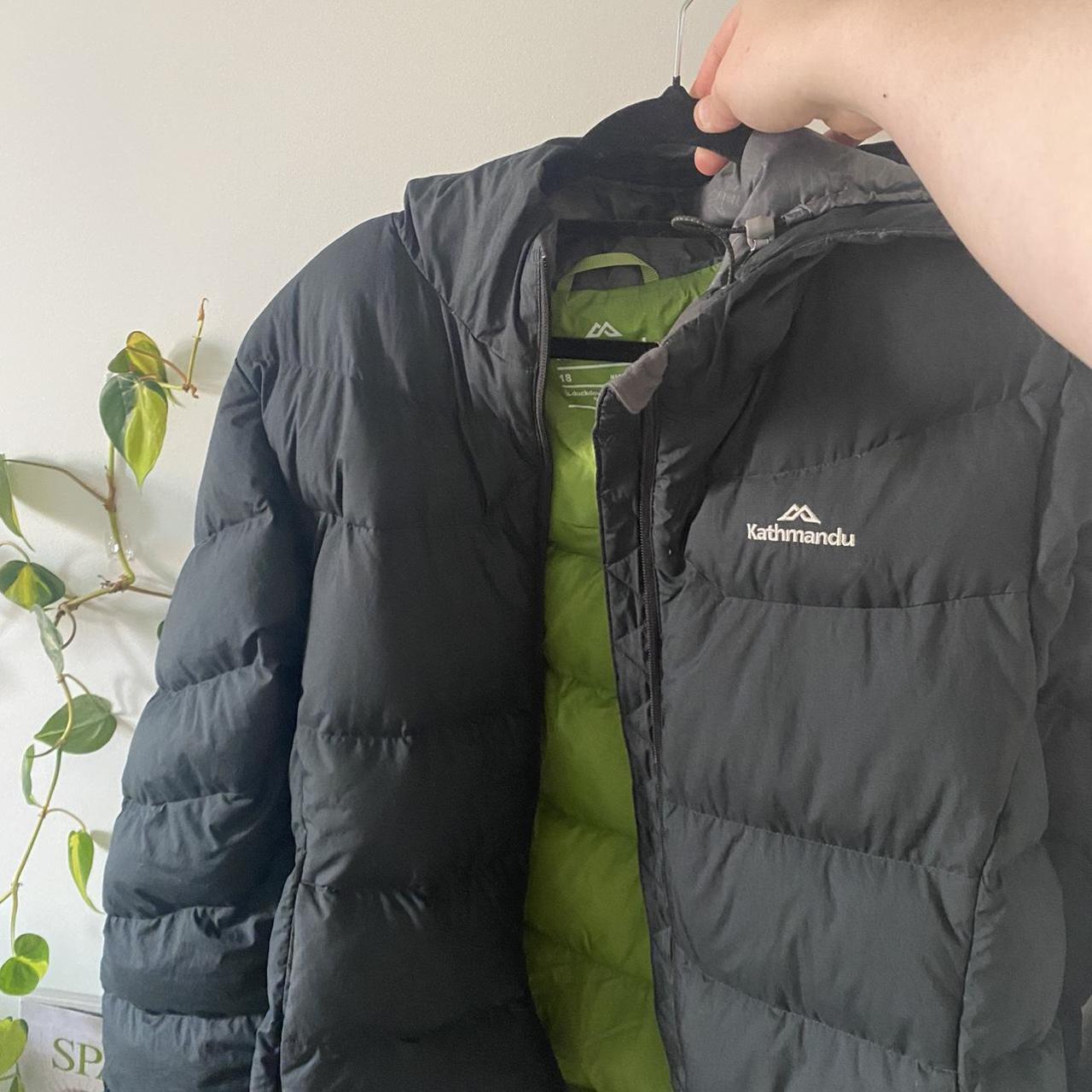 Kathmandu 550 Black Puffer Jacket Womens size... - Depop