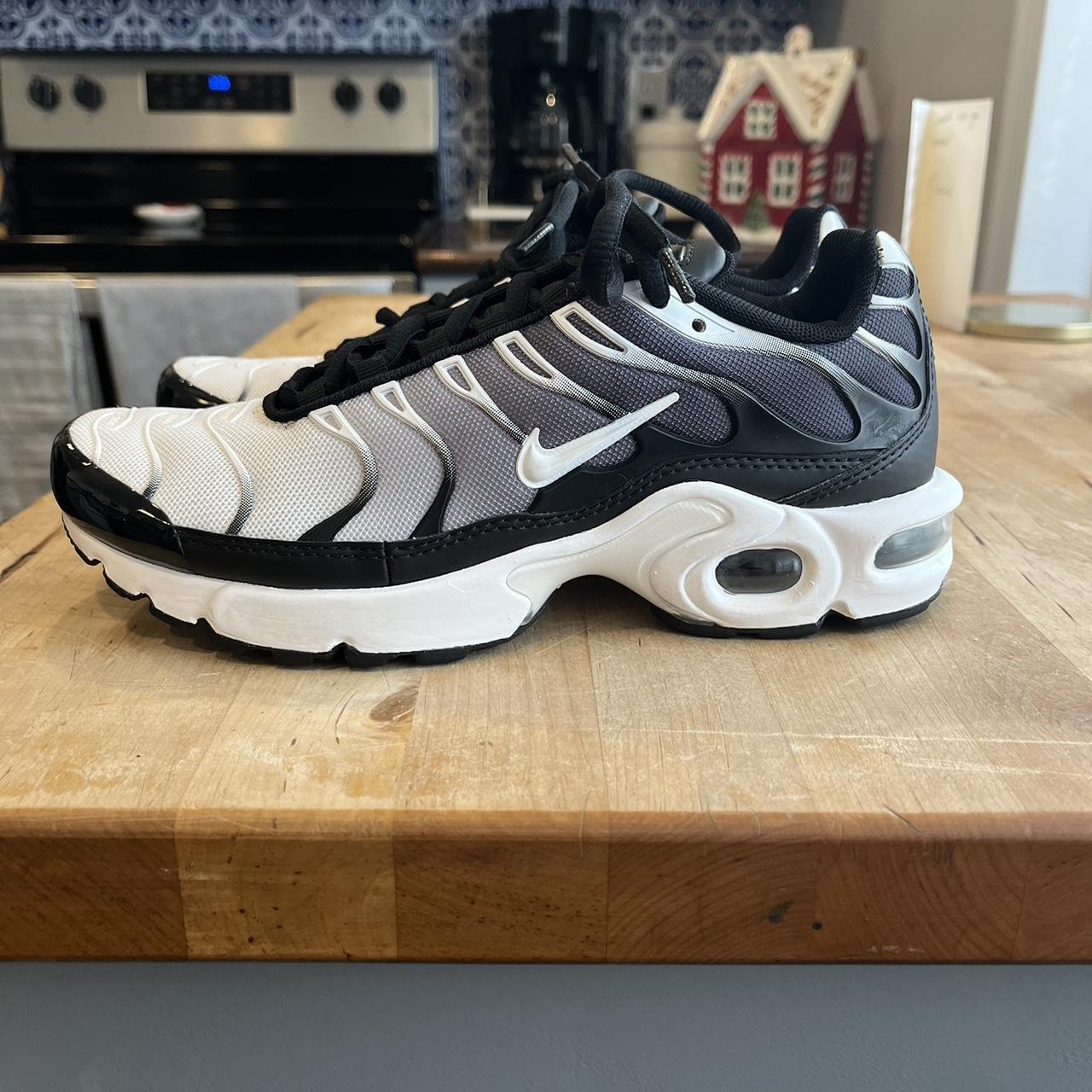 womens tns size 6