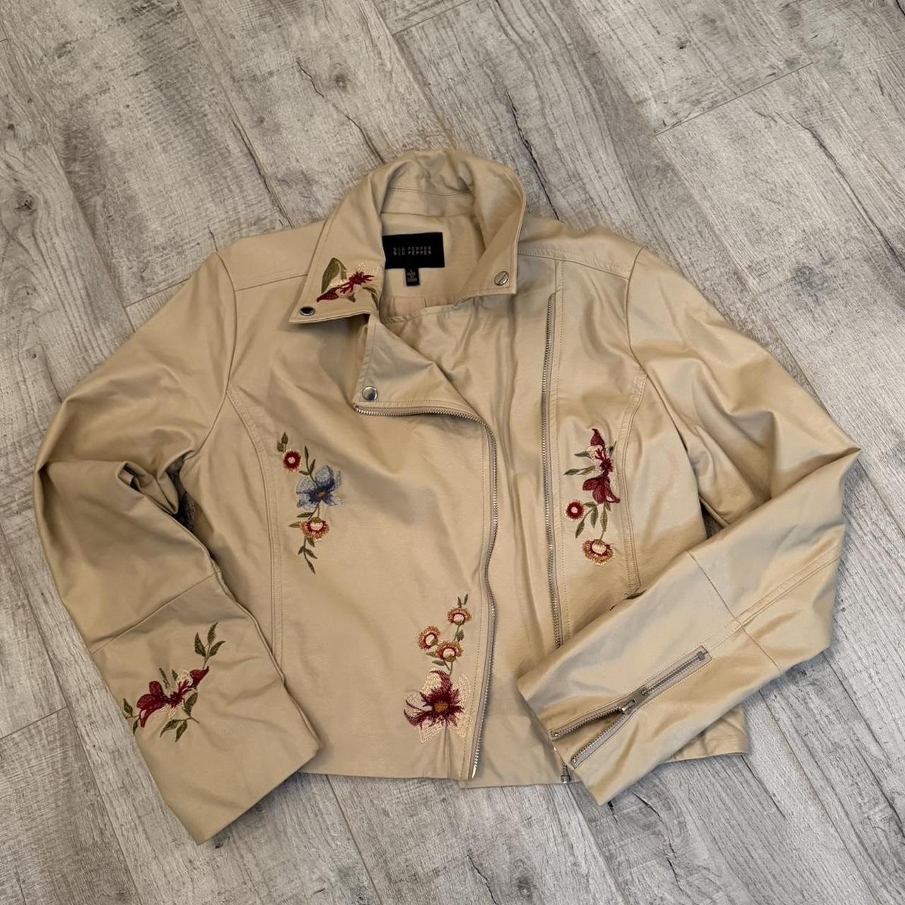 item listed by raqueltulenchik