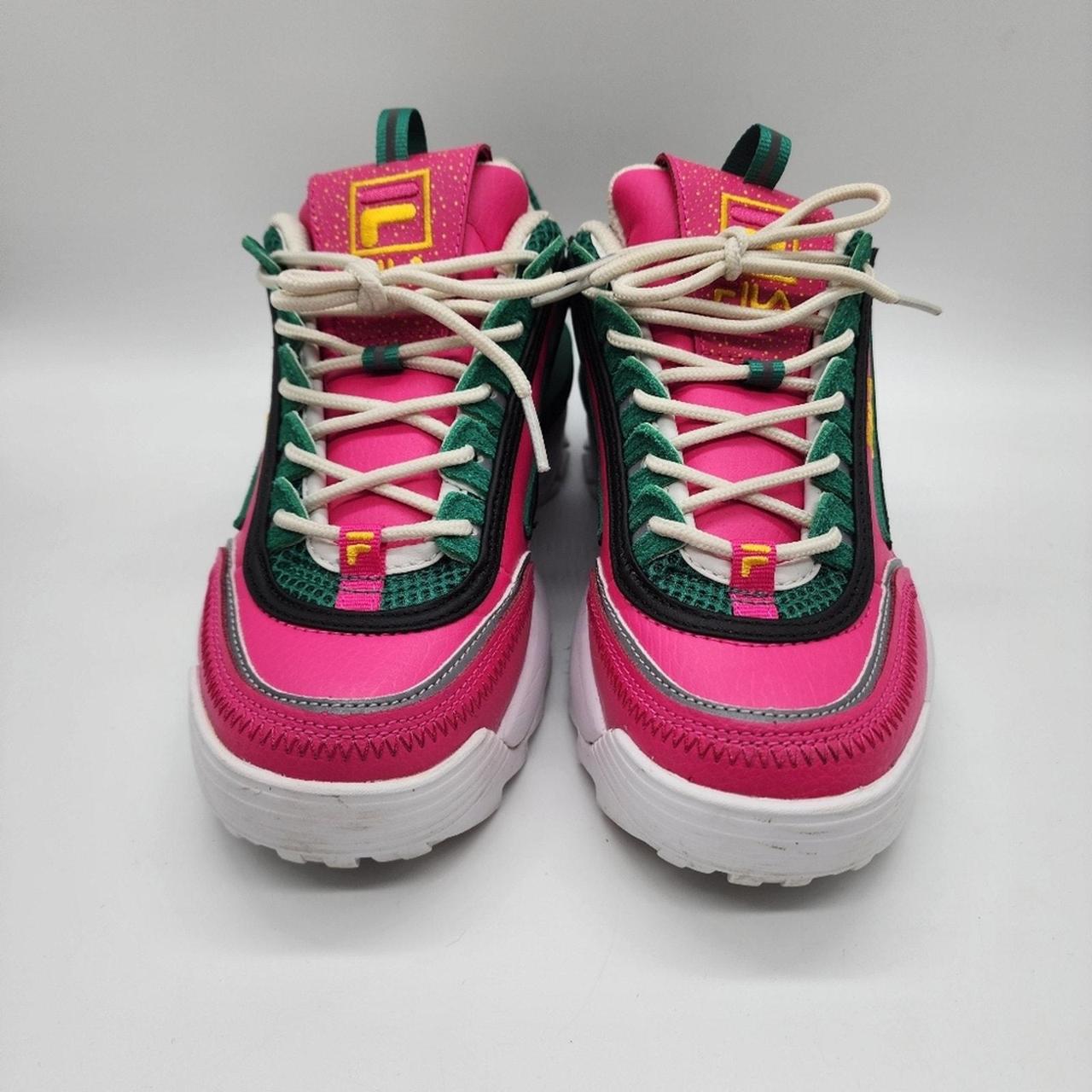 Pink and green filas online