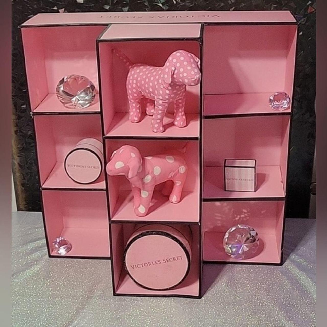 7 VS 2024 Pink Display Boxes