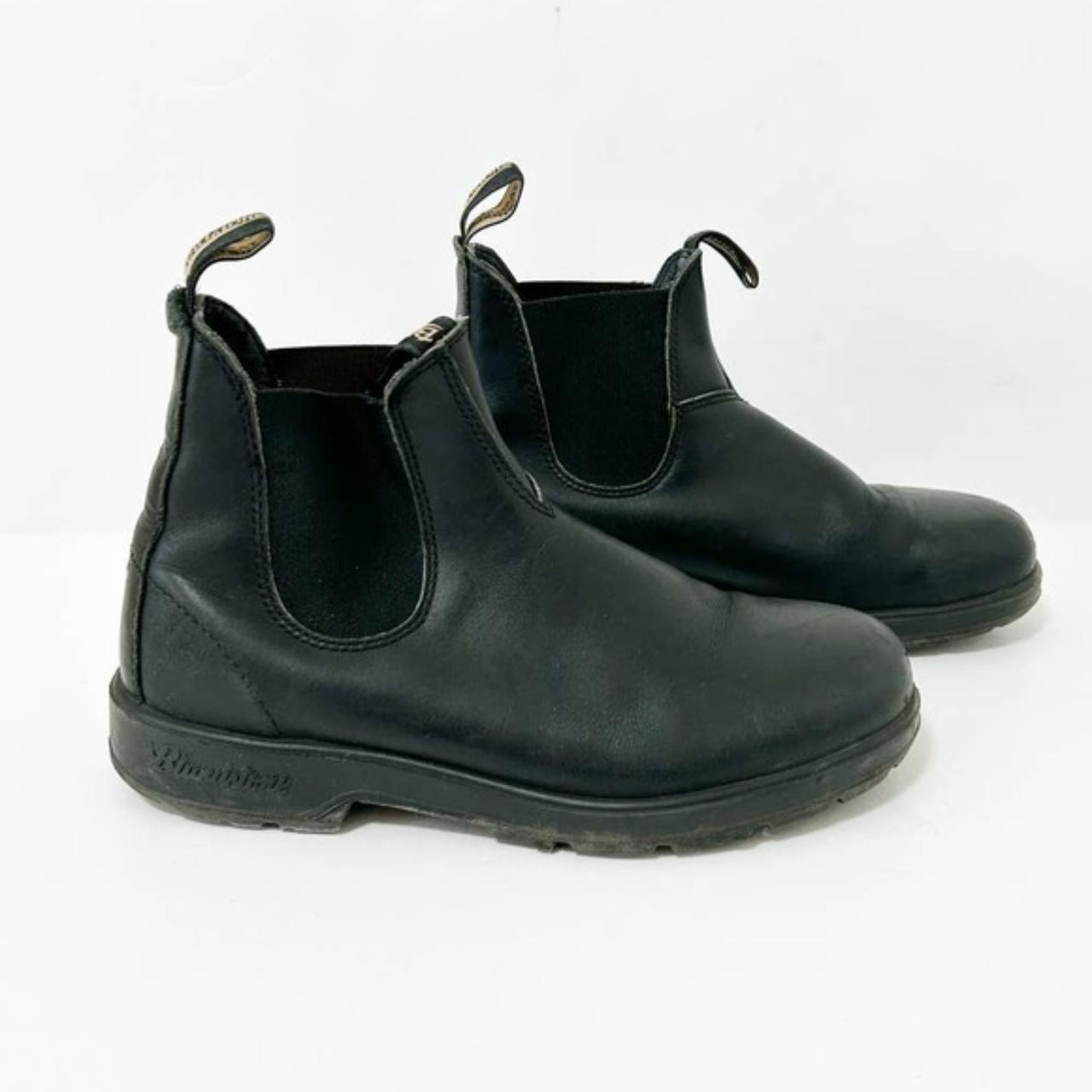 Blundstone Black Classic Leather Chelsea Boots. AU