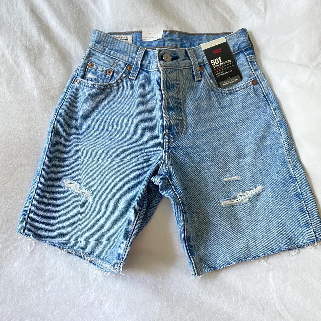 Levis 219 2024