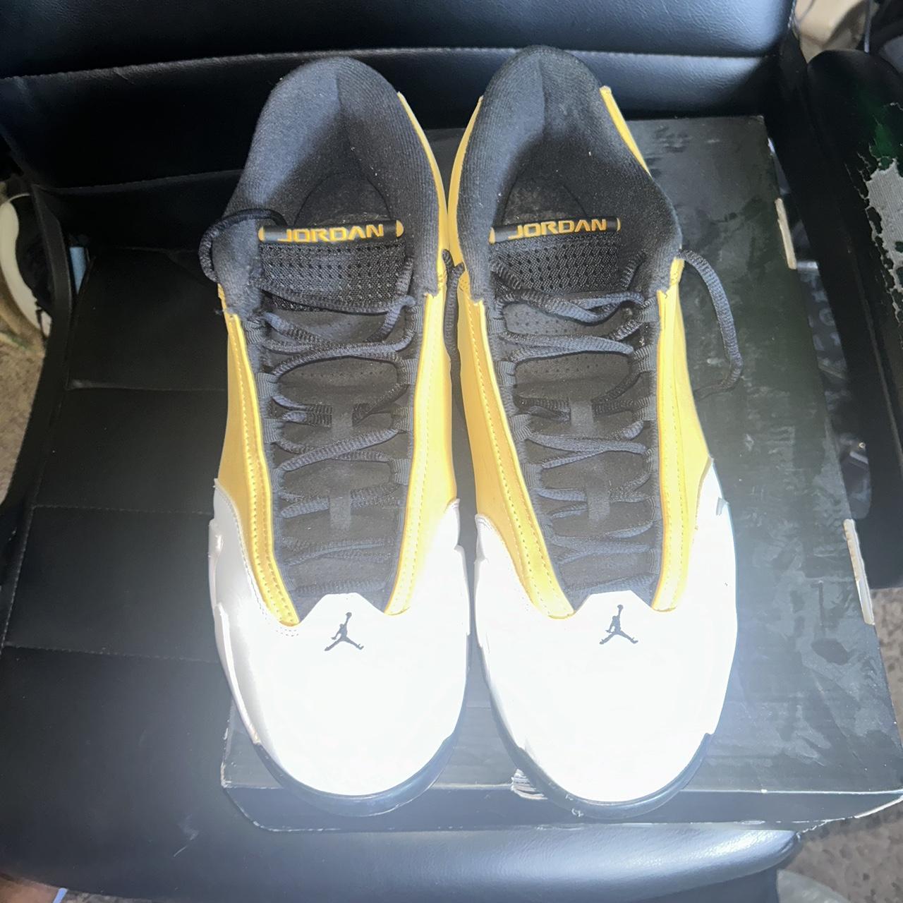 purple and yellow 14s