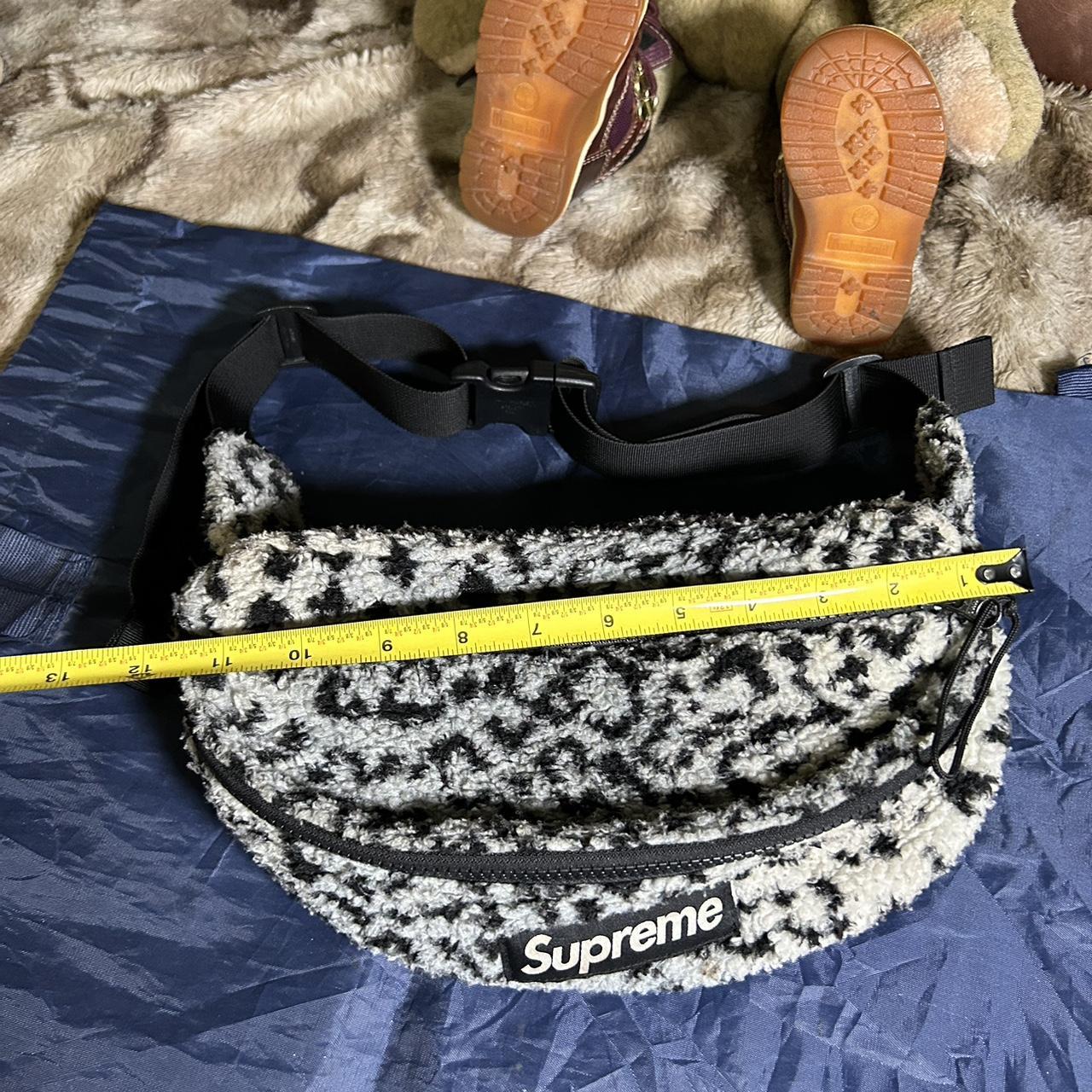 SUPREME FW17 Classic Leopard Fleece Fanny Pack Used... - Depop