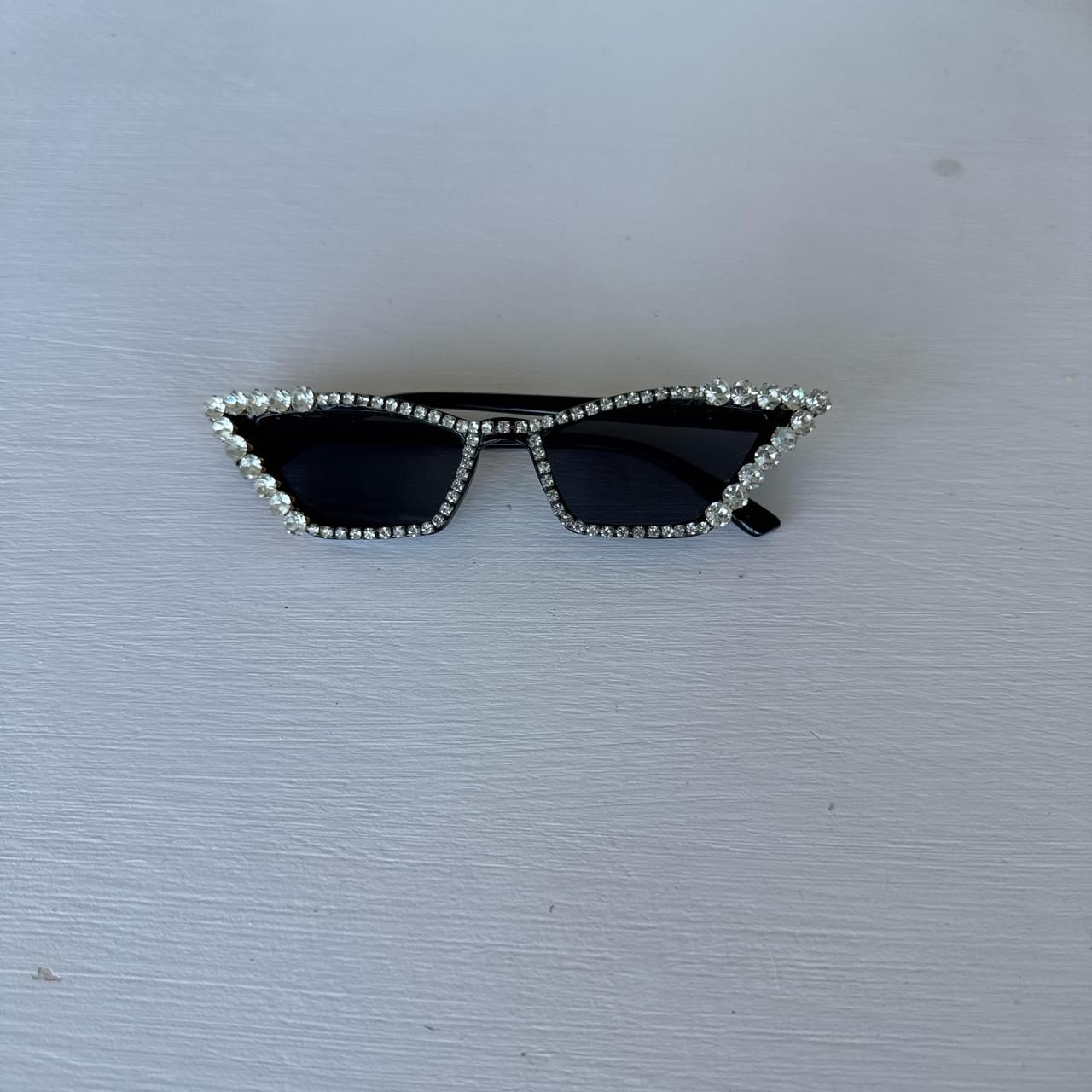 item listed by urgrandmashot