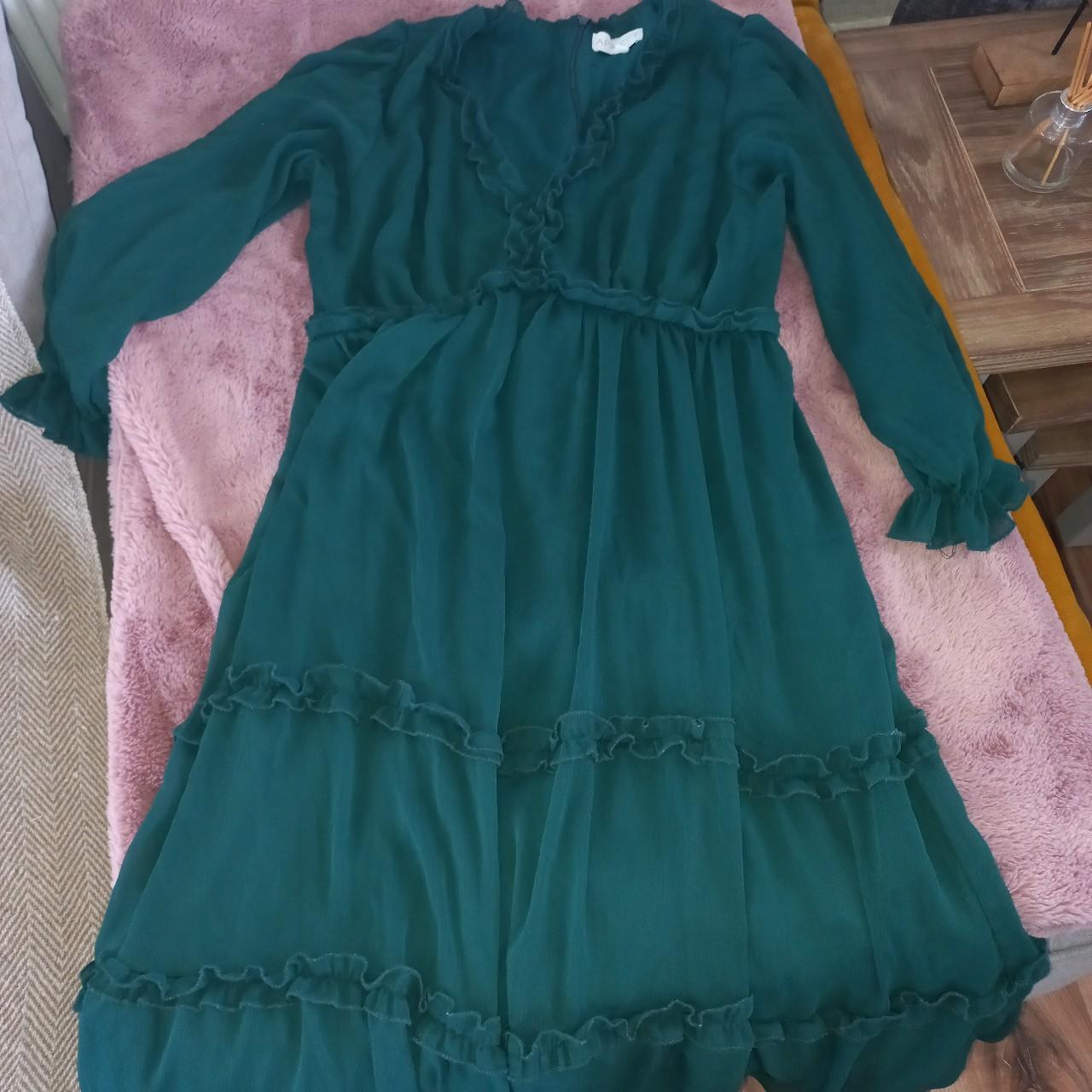 Apricot / New Look emerald green dress. Wore once... - Depop