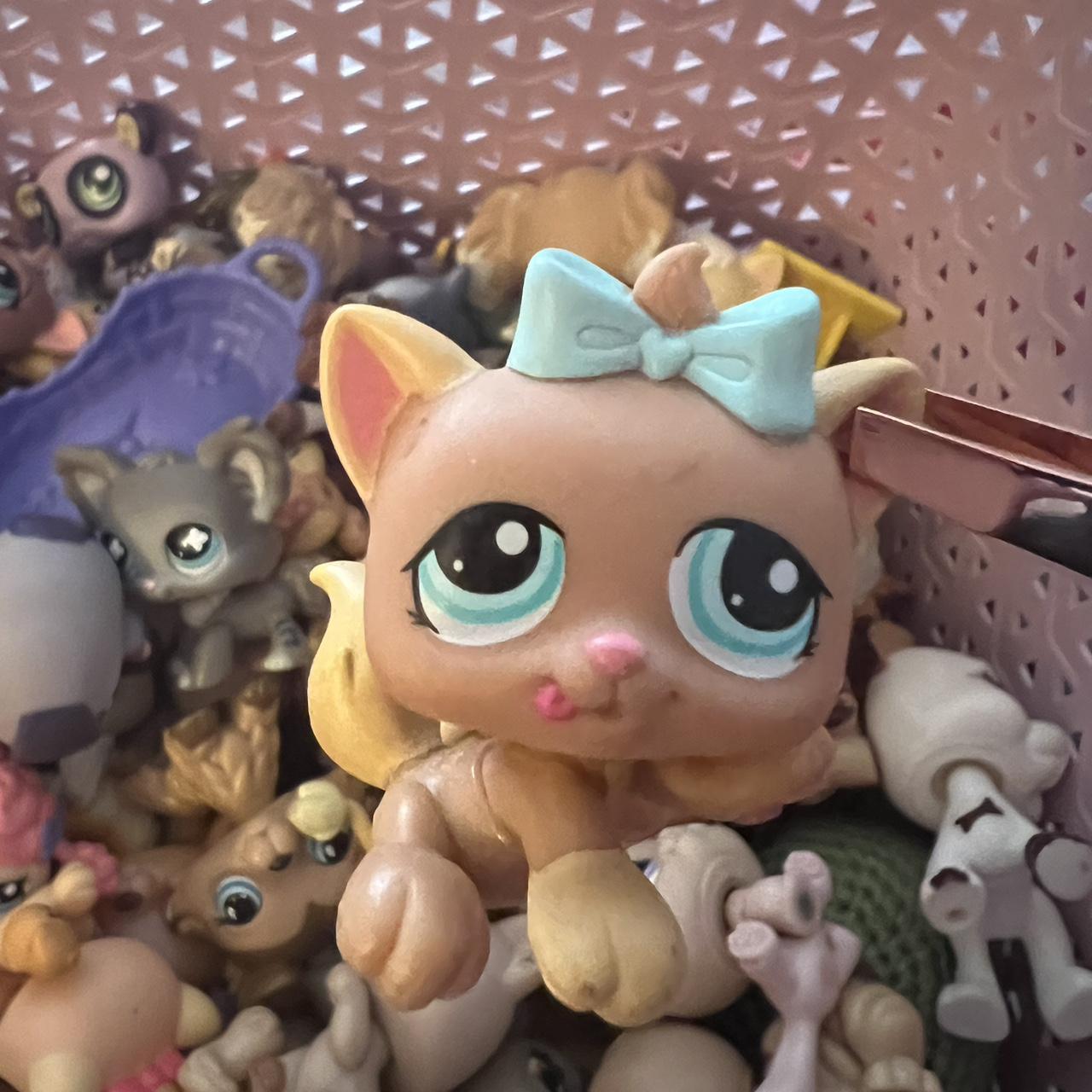 Littlest pet shop kitten set/ lps kitten set lps... Depop