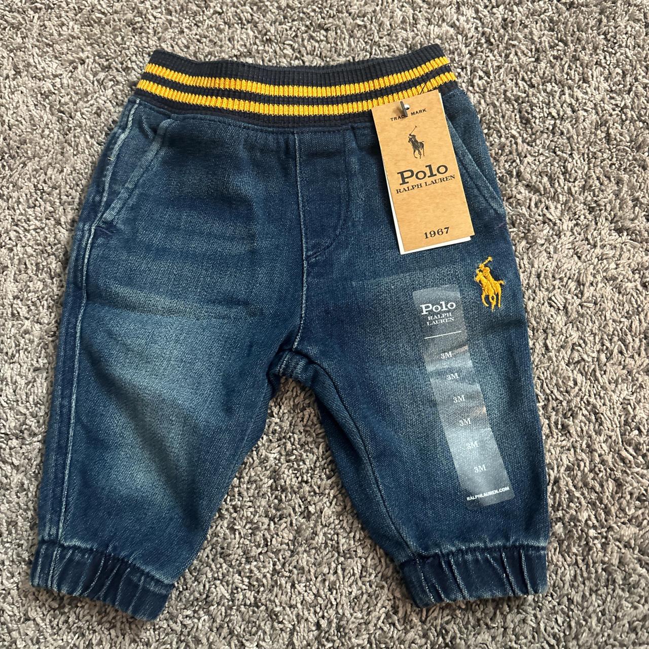 item listed by xooo_anaa
