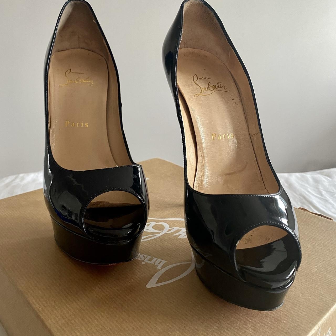 Christian Louboutin Women's Black Courts | Depop