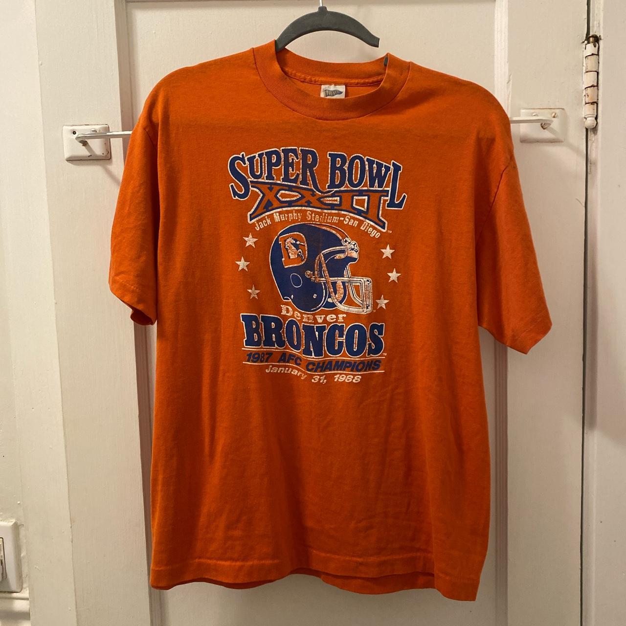 Vintage 80s Denver Broncos T-shirt Large fits Medium Champion NFL