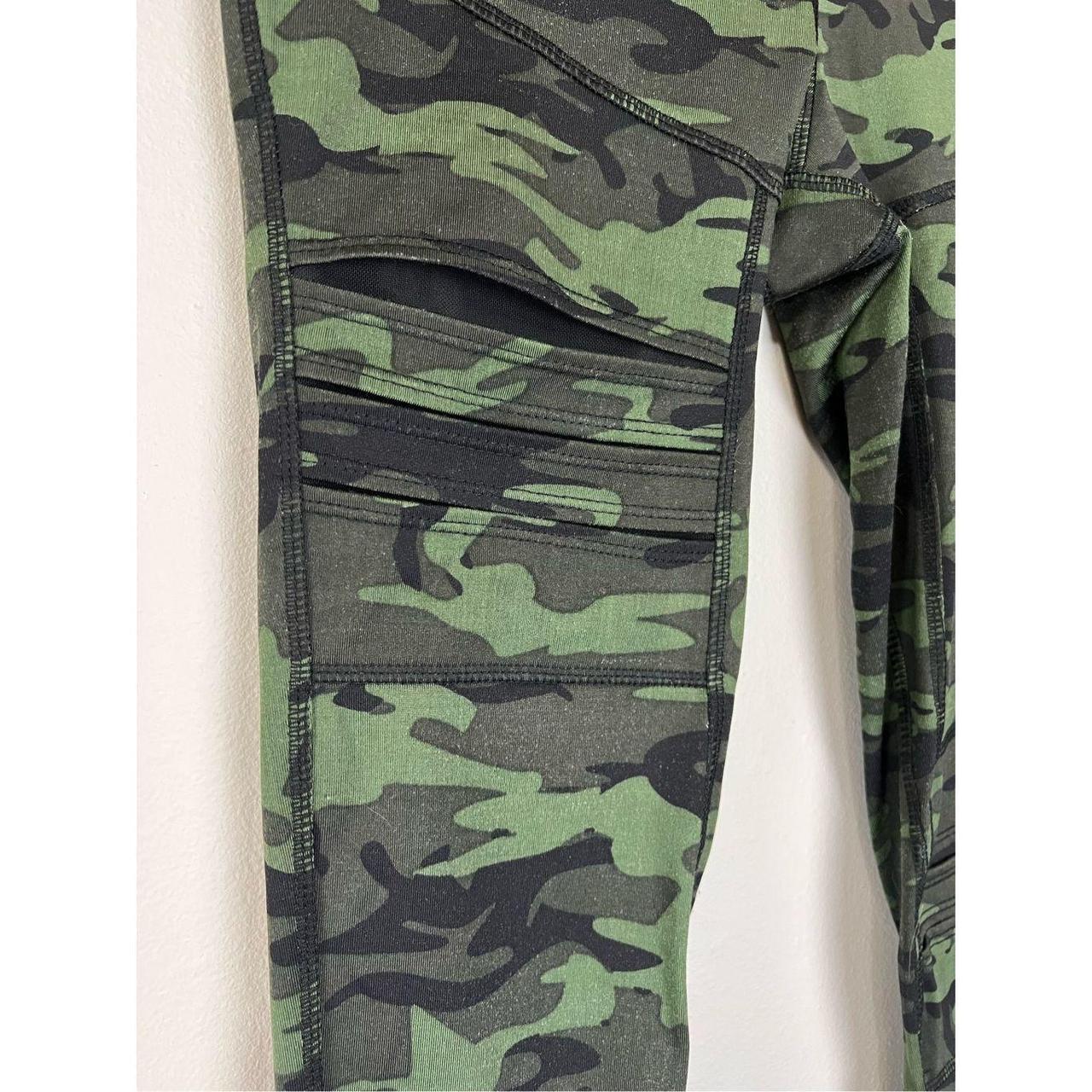 The Warmup Camo Leggings by Jessica Simpson Size - Depop