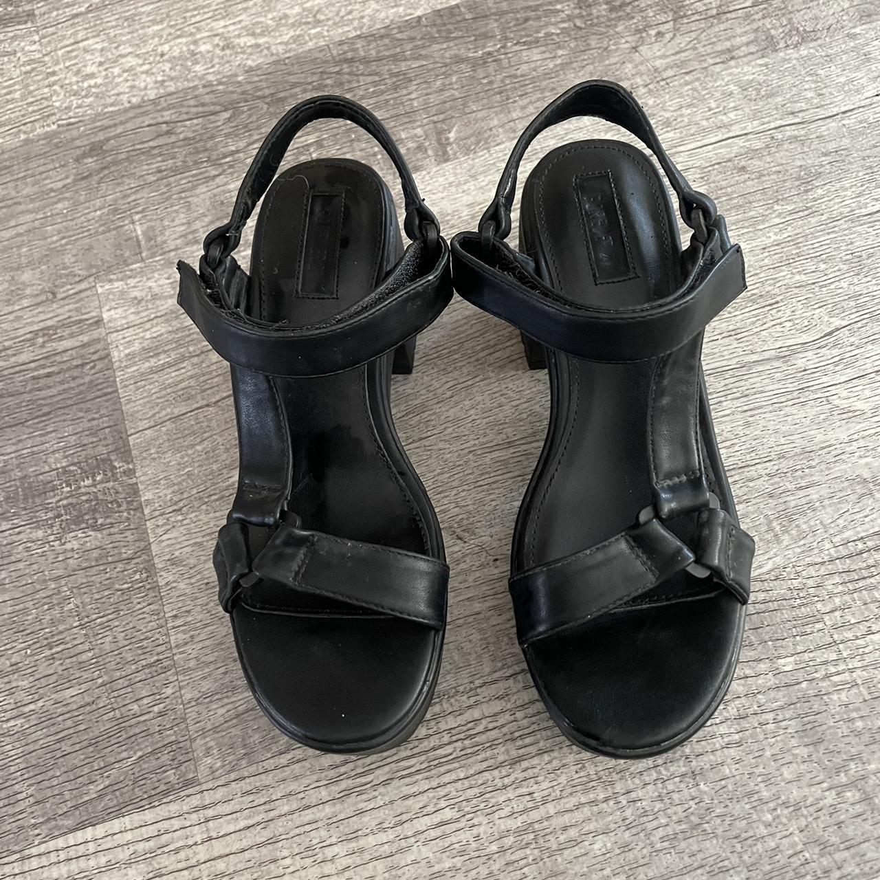 Black chunky Platform sandals Size 6 Brand new.... - Depop