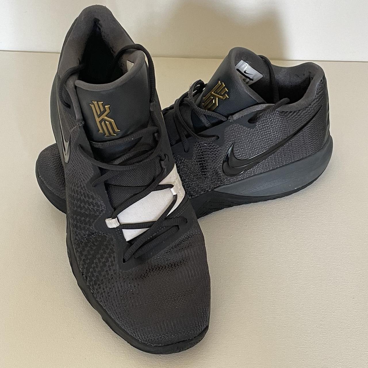 Nike Kyrie Flytrap Basketball Anthracite Grey Black... - Depop