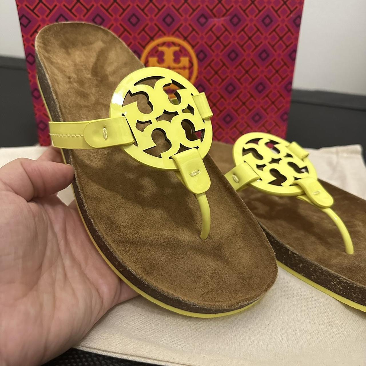 Tory burch mustard outlet sandals