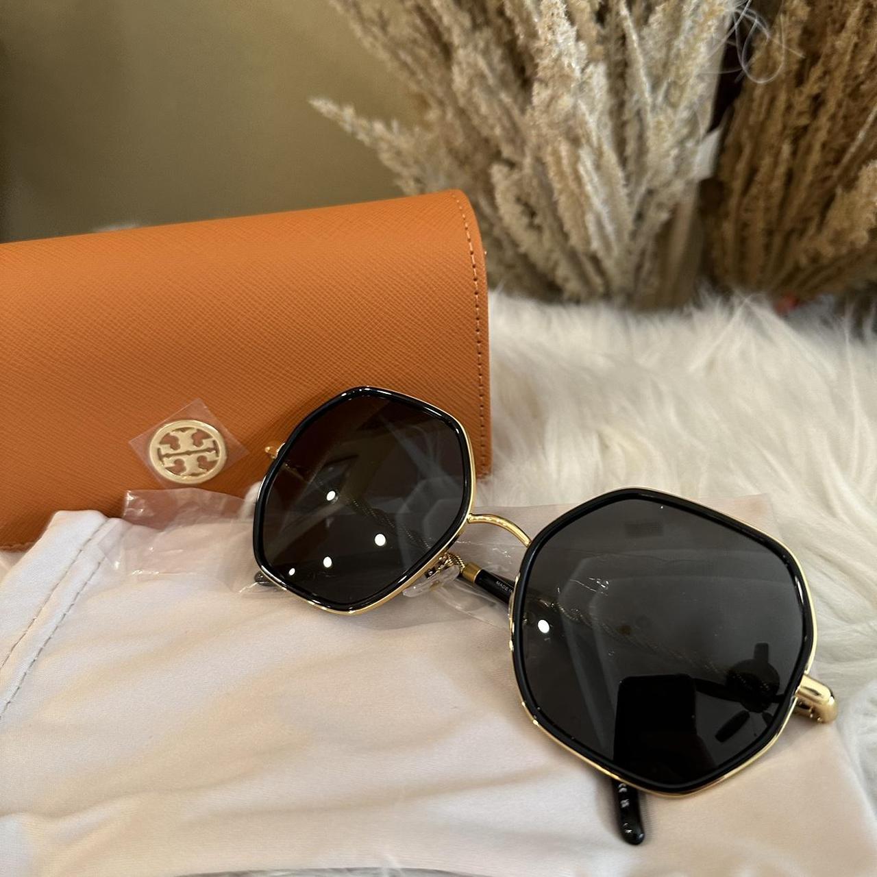 Miller Oversized Square Sunglasses: Women's Accessories | Sunglasses &  Eyewear | Tory Burch UK