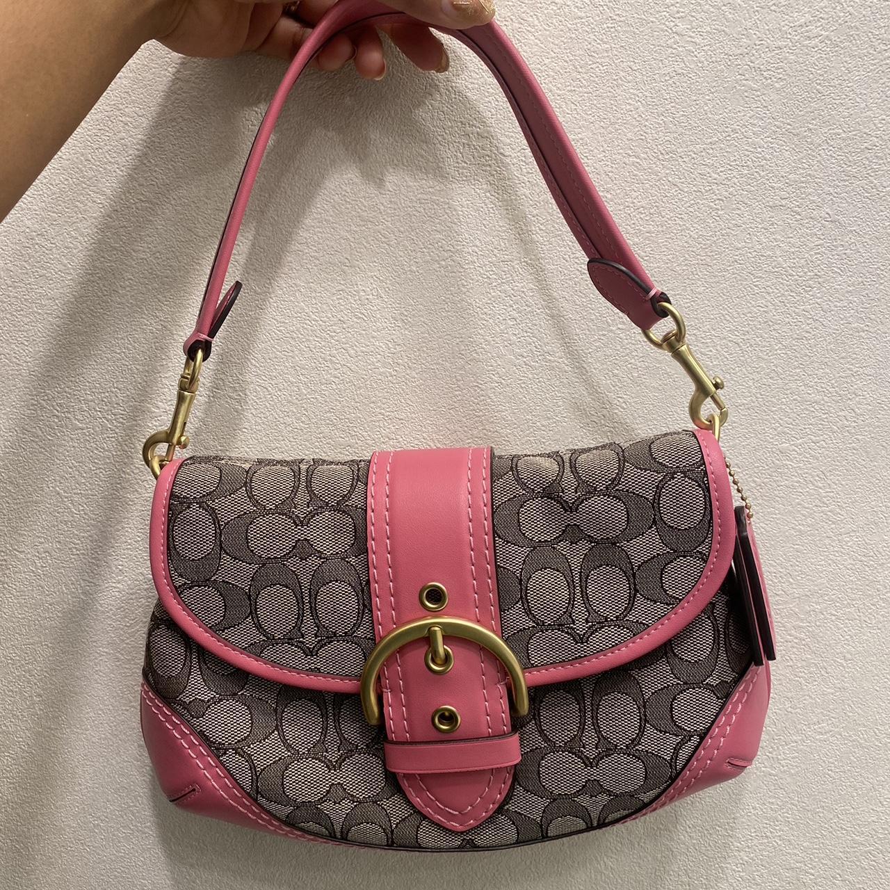 AUTHENTIC COACH SIGNATURE JACQUARD SOHO | Depop