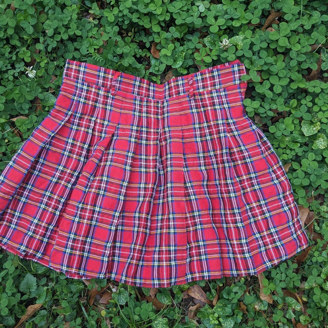 red plaid pleated mini skirt with belt loops ★size L... - Depop