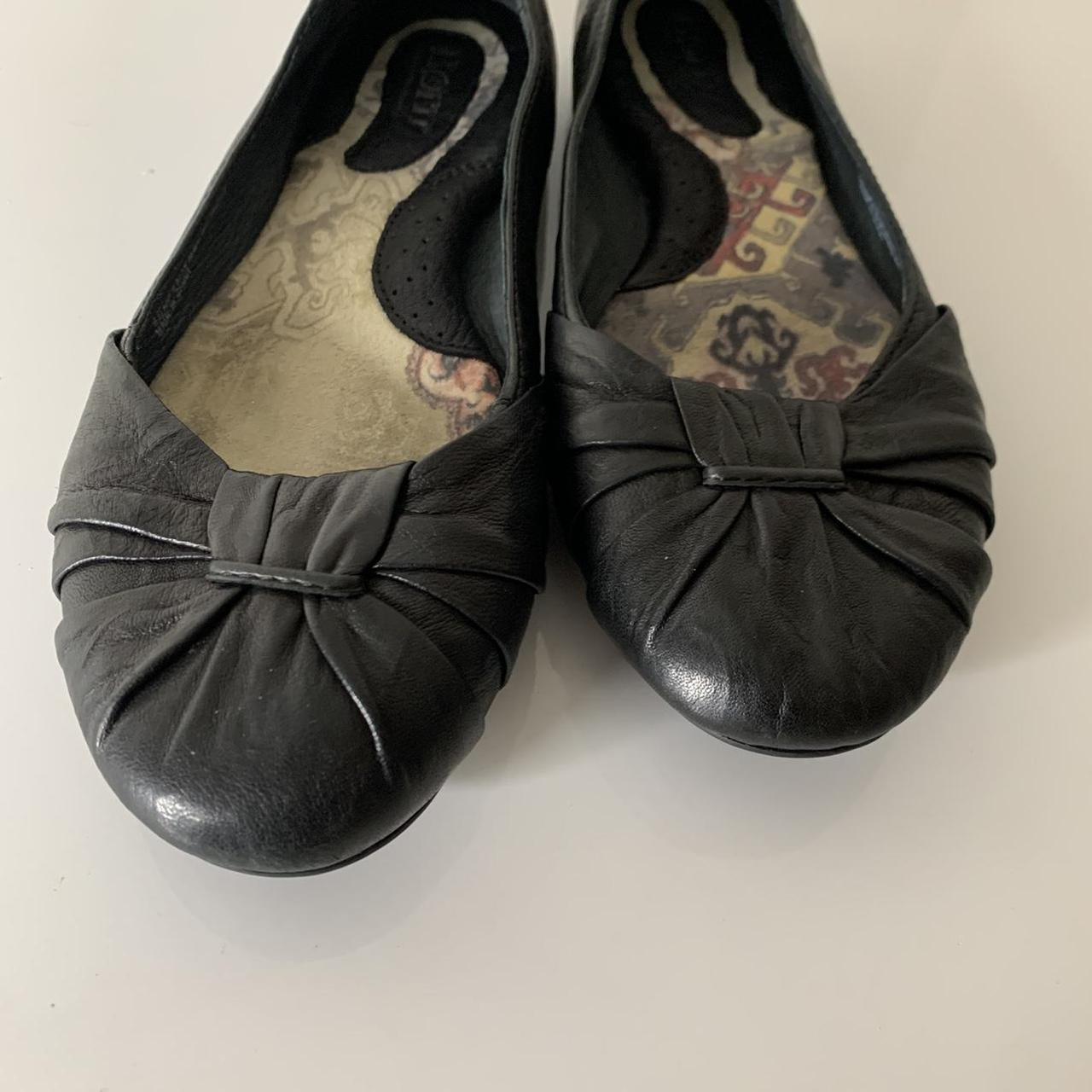 leather ballet flats excellent condition, the shoes... - Depop
