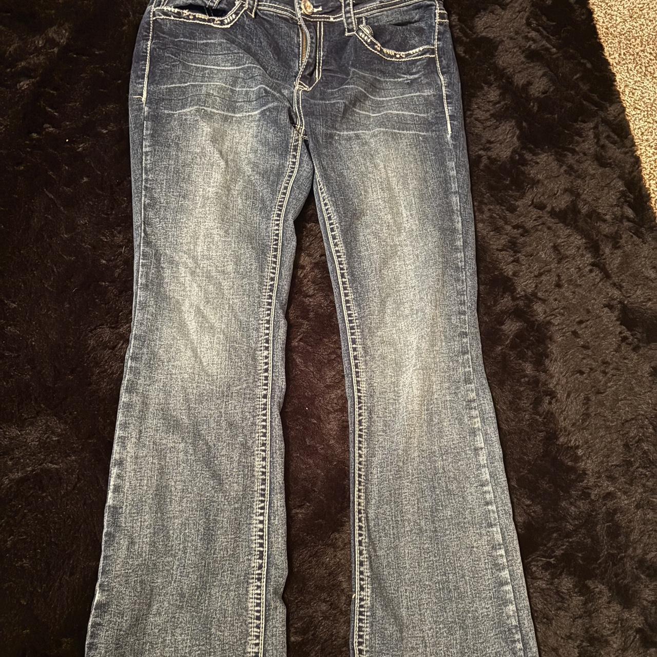 item listed by millyshopss